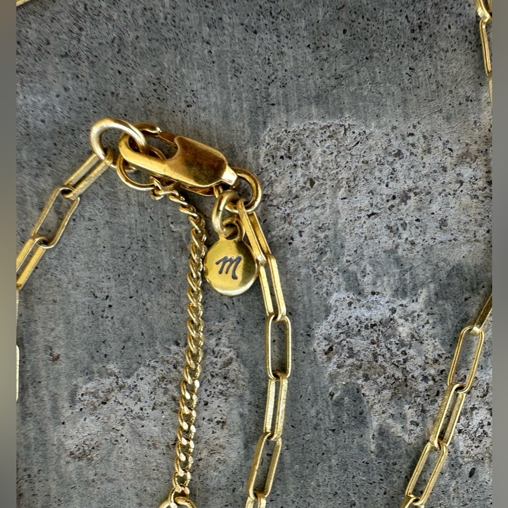 Madewell Gold Paperclip Necklace - Picture 10 of 10